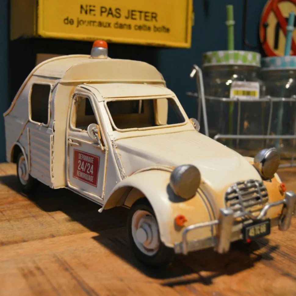 ANTIC LINE CRÉATIONS - Dépanneuse décorative en métal