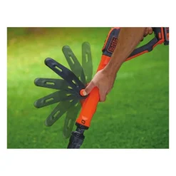 BLACK+DECKER - Coupe-bordure a batterie black+decker - stc1820pcb-xj - 18v - 28 cm livre sans batterie ni chargeur