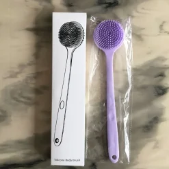 DOWNYPAWS - Brosse de bain multifonction en silicone pour animaux de compagnie couleur aléatoire
