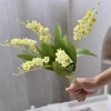 DTOPBUYAGE - Fleurs de muguet artificielles - 5 branches pour bouquet - jaune dtopbuyage