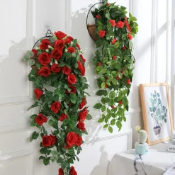 DTOPBUYAGE - Vinée de roses artificielles avec panier de bambou pour décoration rouge rosé dtopbuyage