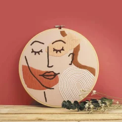 GRAINE CRÉATIVE - Kit broderie décorative visage line art