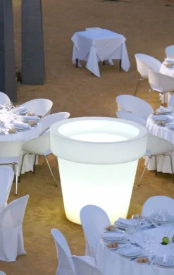 NEWGARDEN - Pot lumineux magnolia 160 lumière blanche froide par câble ø160x152cm