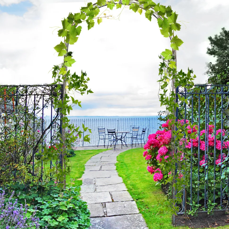 OUTSUNNY - Arche de jardin arche à rosiers style fer forgé dim. 120l x 30l x 226h cm métal époxy noir vieilli cuivré