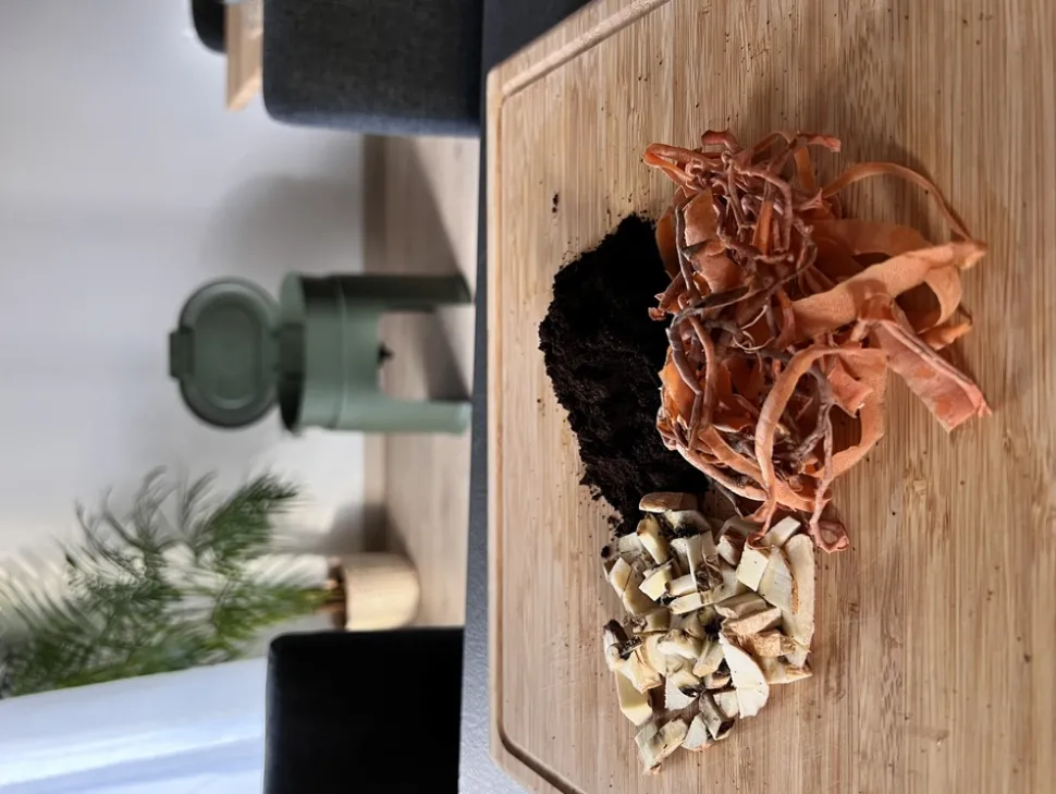 PLANET COMPOST - Lombricomposteur Magic Lombric avec 3 bacs à compost - 42 l