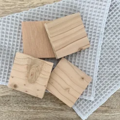 REDECKER - Sachet de 4 plaquettes en bois de cèdre anti-mites pour le linge