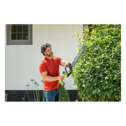 RYOBI - Ryobi one+ taille-haies linea sans fil 18v - design en ligne - lames 50 cm - ecartement 24 mm - vendu sans batterie ni chargeur