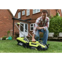 RYOBI - Tondeuse électrique 1300W coupe 33cm
