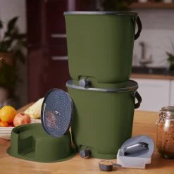 SKAZA - Lot de 2 composteurs bokashi essential 15,3l+1kg de brain+1 base-olive